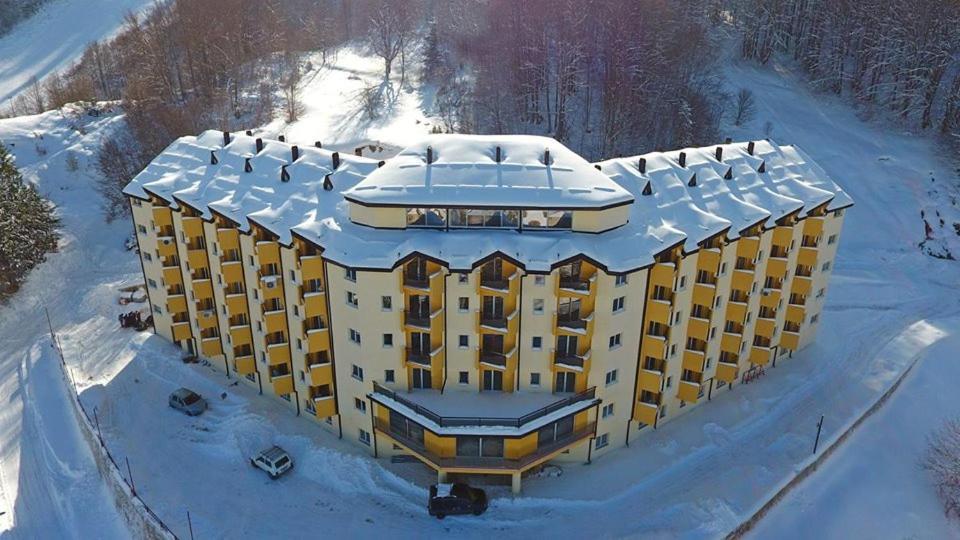 Andrey Apartment Mavrovo Eksteriør bilde